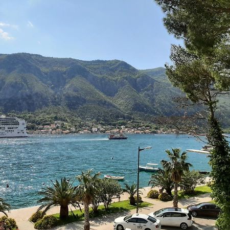 Ferienwohnung Luxury Flat With Amazing View Ines Kotor Exterior foto